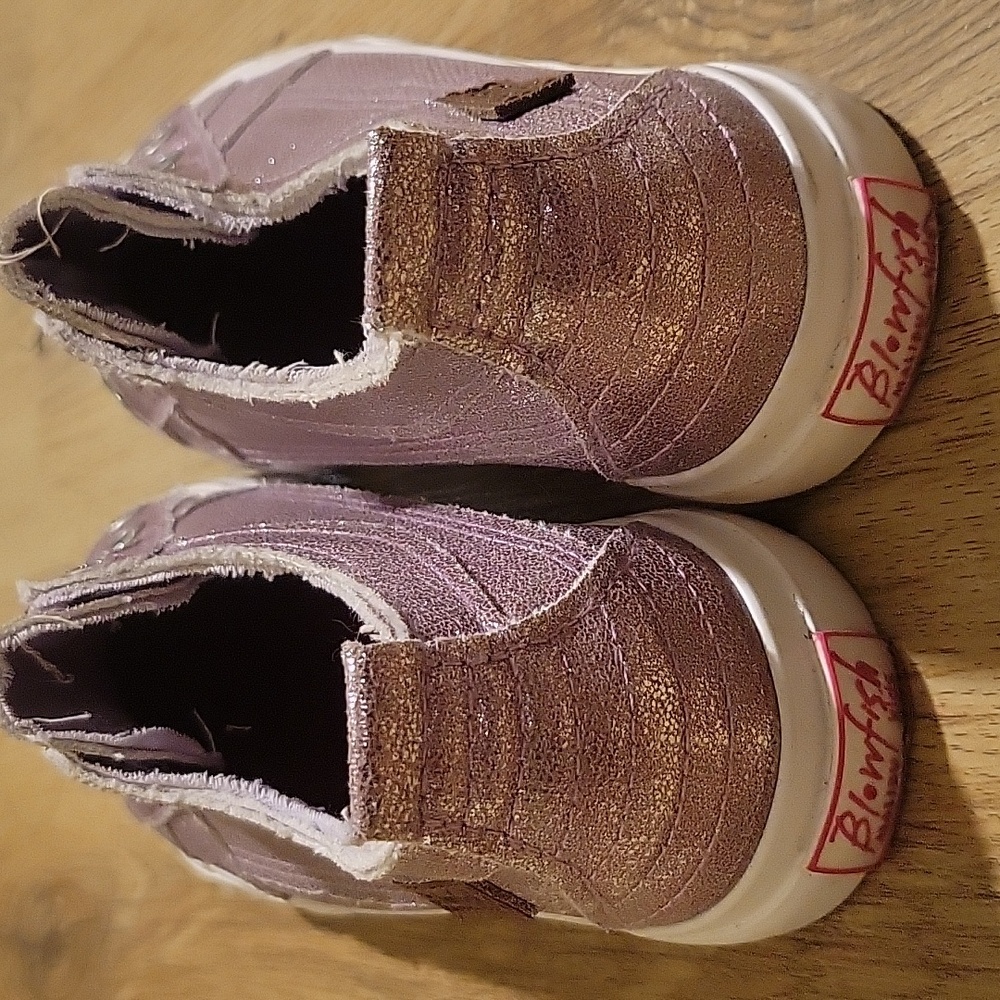 Blowfish-Malibu Kifs, Metallic Pink Slip-On Sneakers - Picture 5 of 5